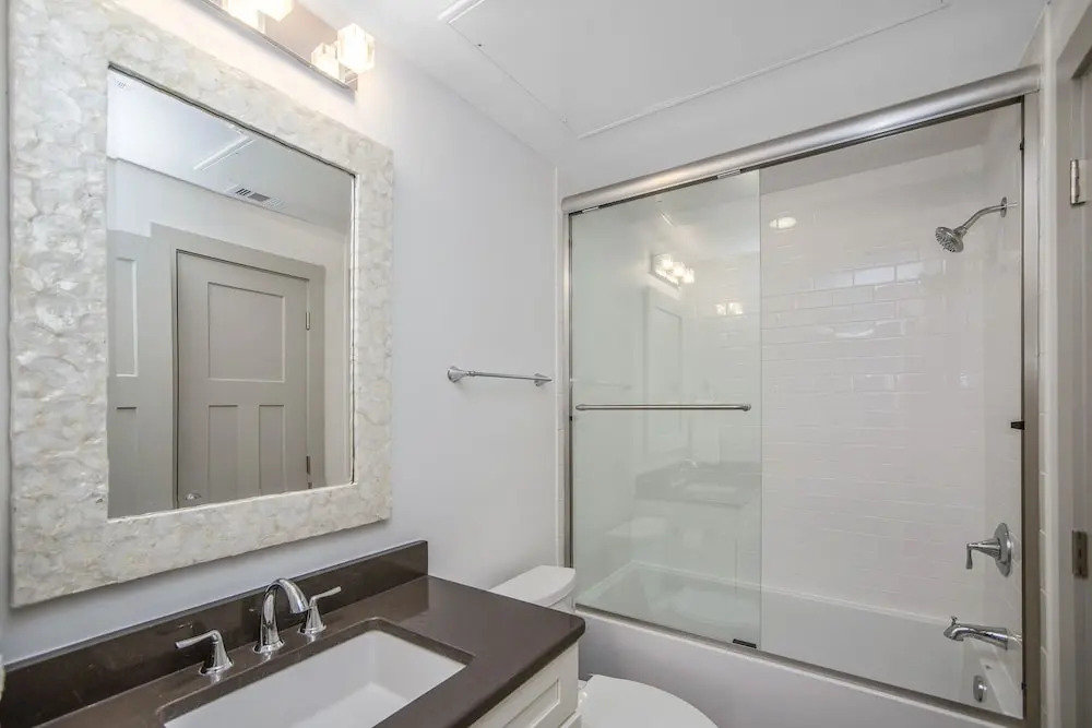 Marina Del Bell - Elevator! Boat Slip for Rent!