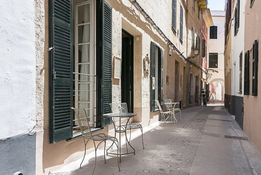 Hotel Tres Sants