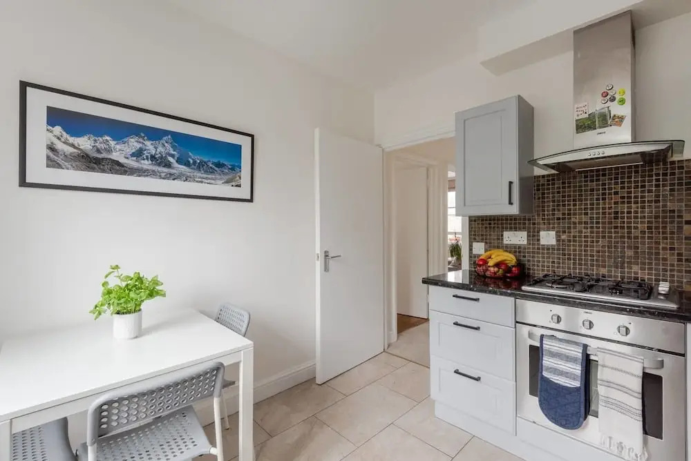 Light And Spacious 1 Bed Flat, Brixton