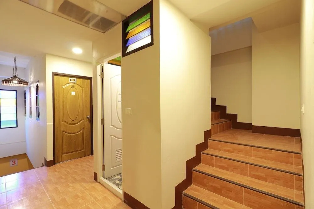 Faikham Hostel