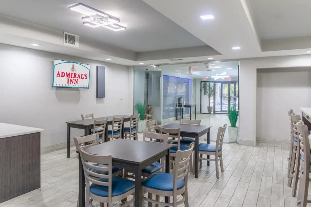Howard Johnson Inn Tybee Island Savannah GA