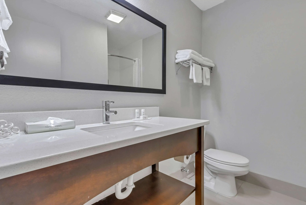 Baymont by Wyndham N Myrtle Beach - Park & Sports Complex Area