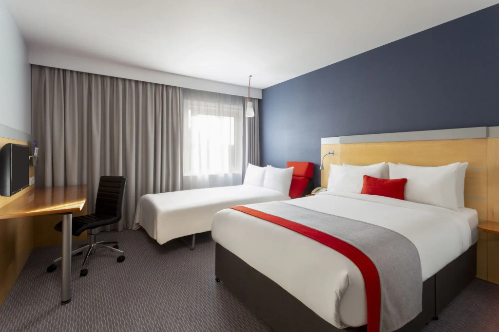 Holiday Inn Express Birmingham Redditch by IHG