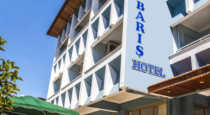 Baris Hotel