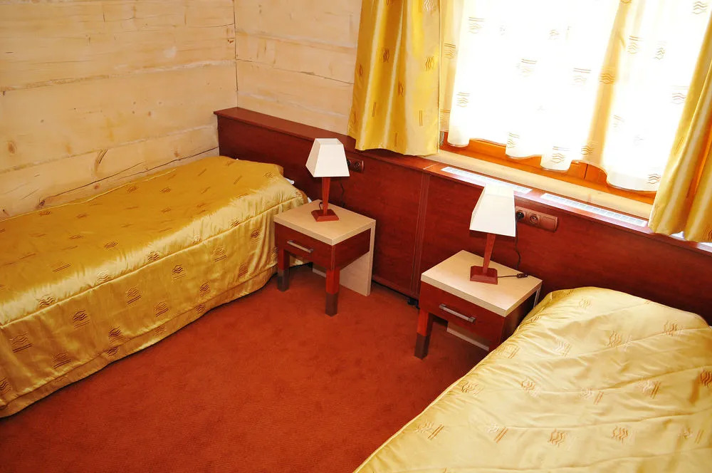 Hotel 365