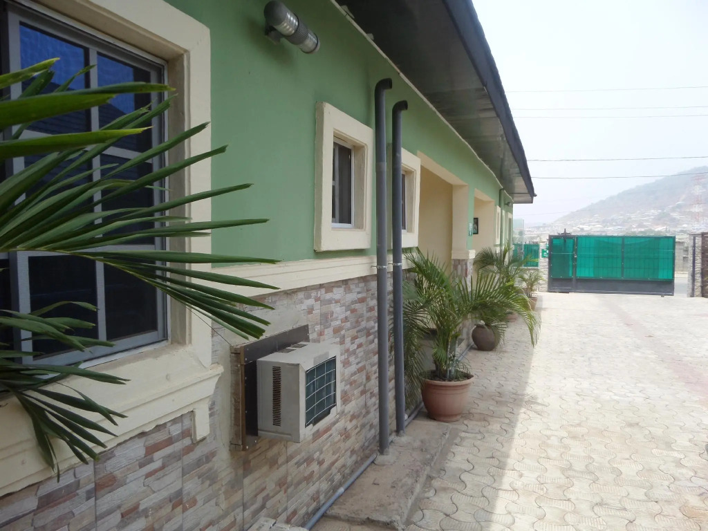 Apartment 1 Suites