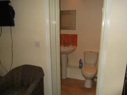 Firs Riverside B & B