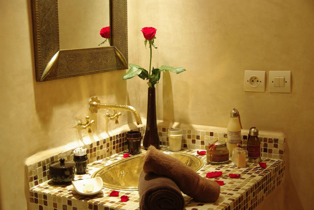 Riad Jona