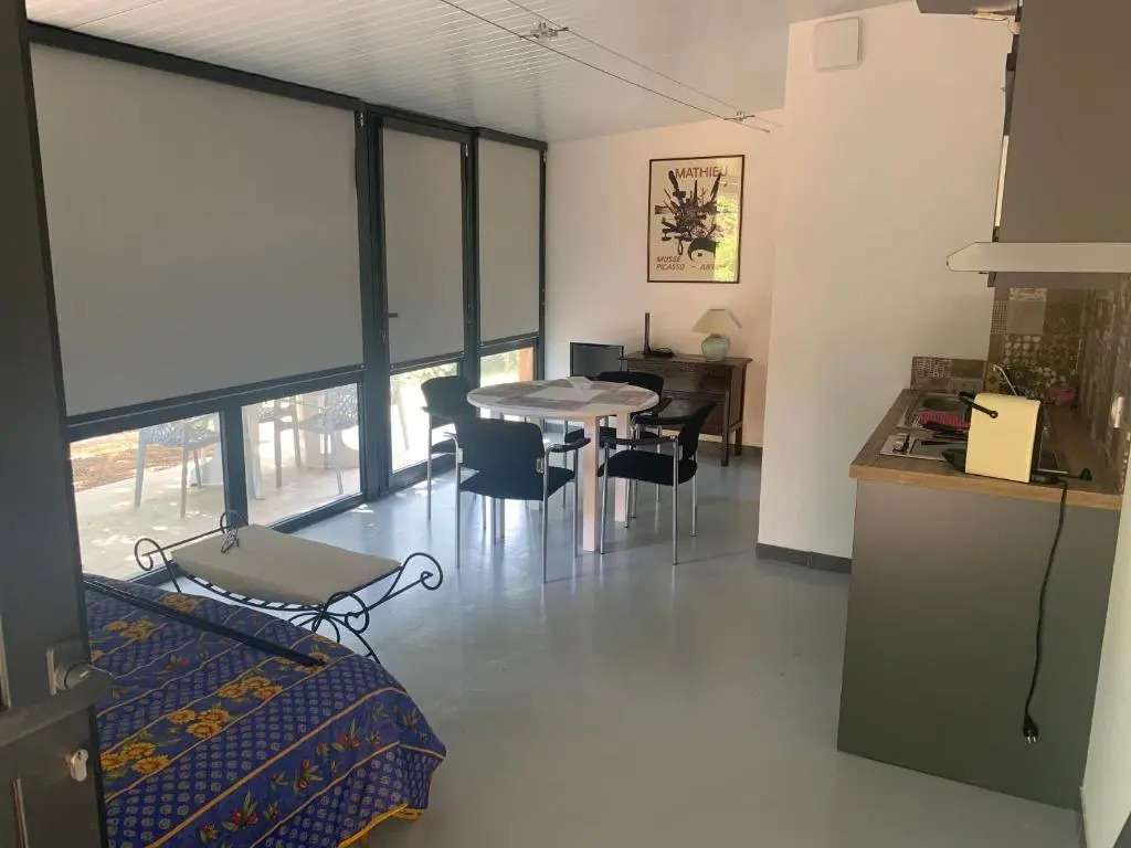 residence les jonquieres