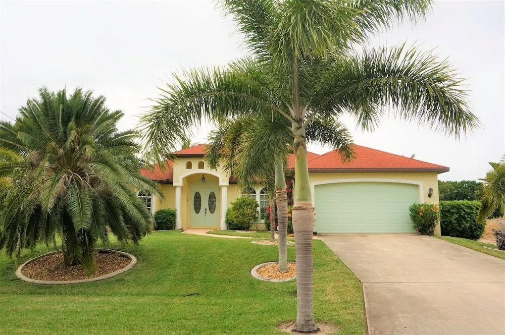 Villa Coral Fairvew