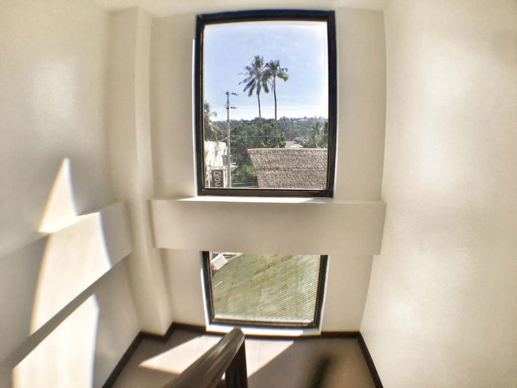 Ark Bayz Suites