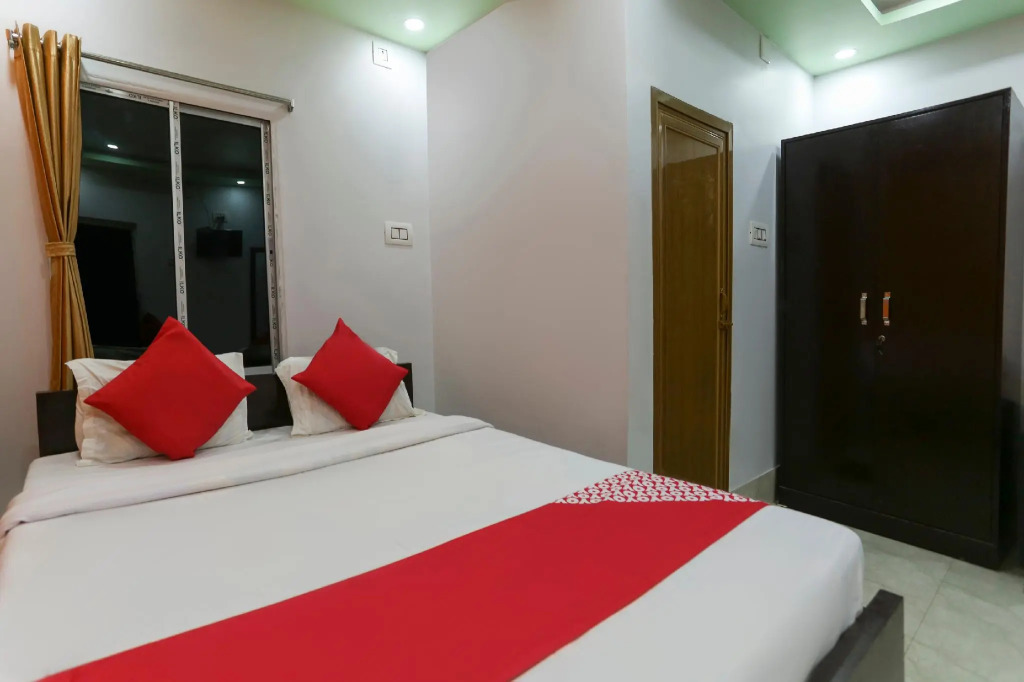 OYO 67063 Roy Villa Resort