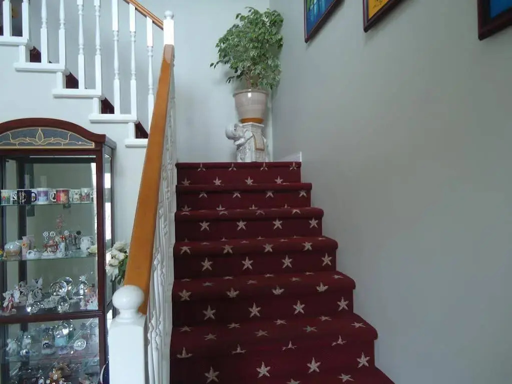 Swisshouse Bed & Breakfast