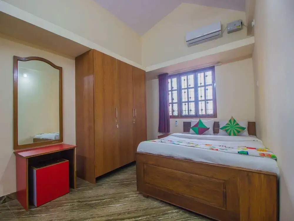 OYO 15804 Home Spacious 2BHK Near Mall De Goa