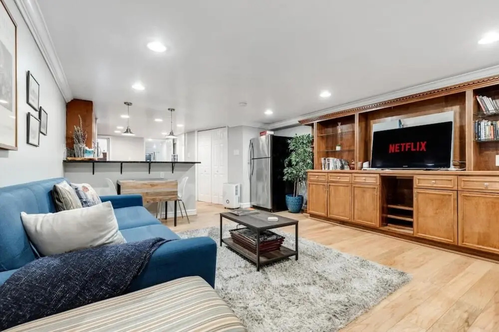 Entire 1-br Apt in Noma Eckington