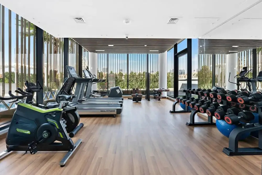 Silkhaus Large Modern Studio JVC With Gym Pool
