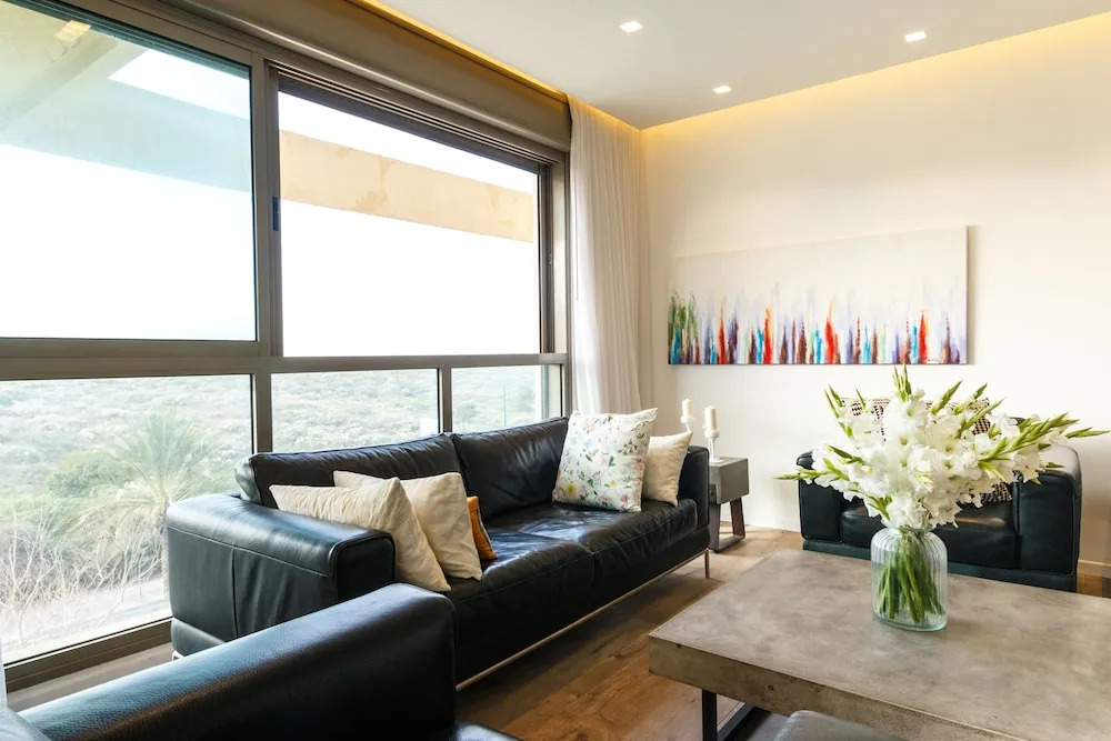 3 BR Family Home Sea View and 2 Parking