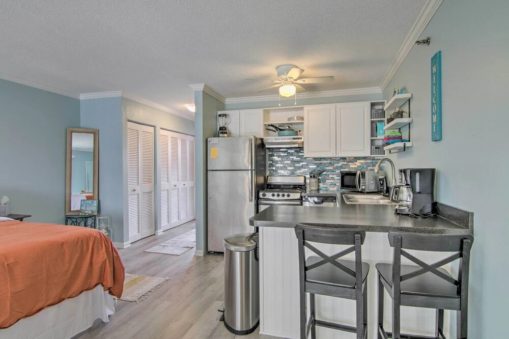Central Studio w/ Deck: Walk to Shops & Dining!
