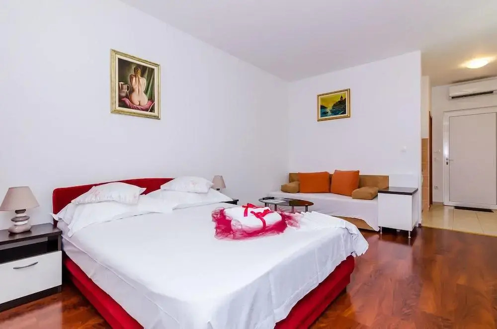 Villa Aura - Comfort double room