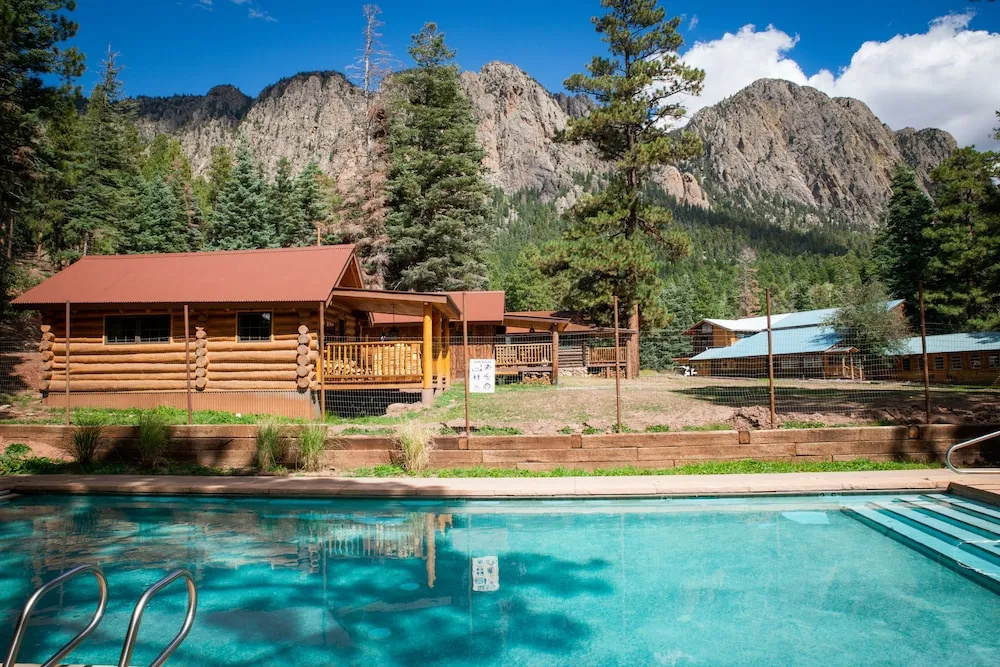 Corkins Lodge