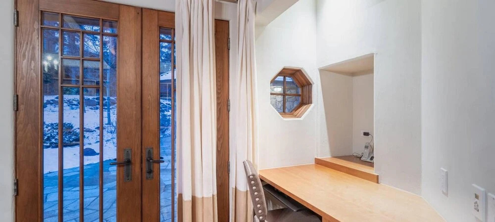 Slopeside Villa by Exceptional Stays