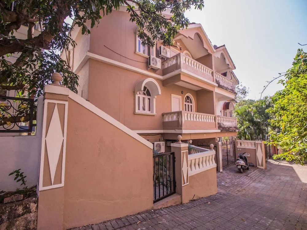 OYO 11443 Home Exotic Studio Panjim
