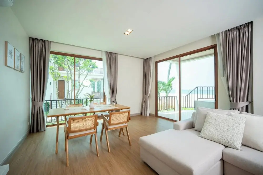 Natural Beach Resort Thasala