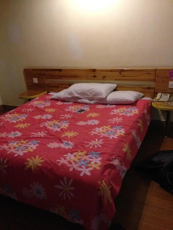 Jinshi 100 Hotel