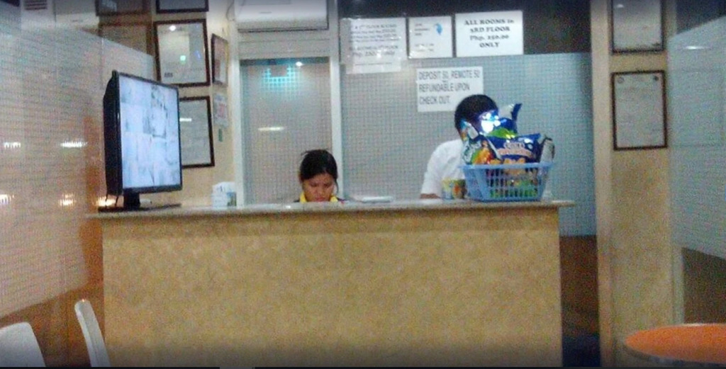 D' Morvie Suites- Davao