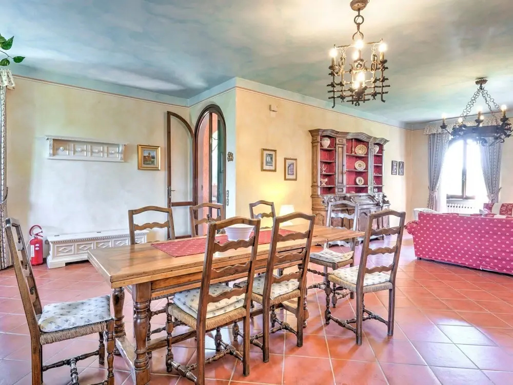 Beautiful Farmhouse in San Vivaldo with Swimming Pool