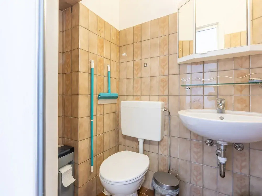 Nice Apartment With Shared Pool