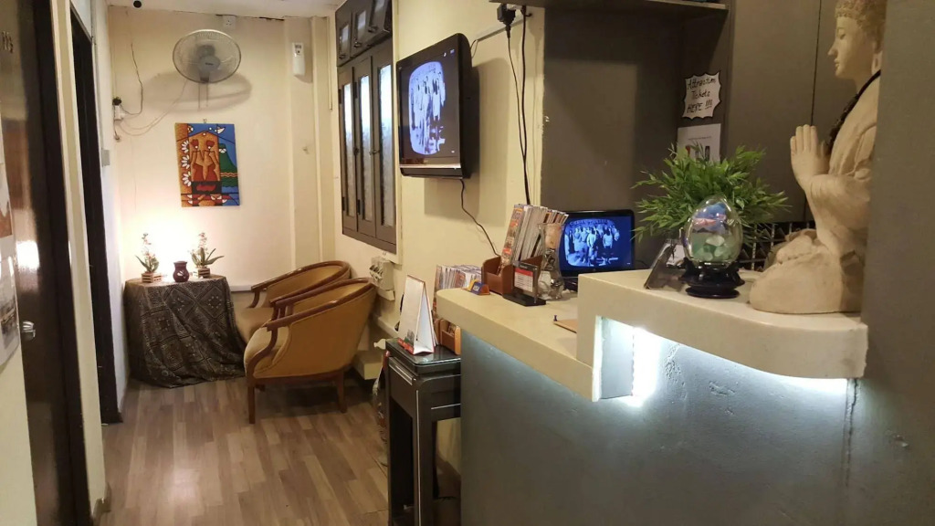 CUBE Family Boutique Capsule Hotel at Chinatown
