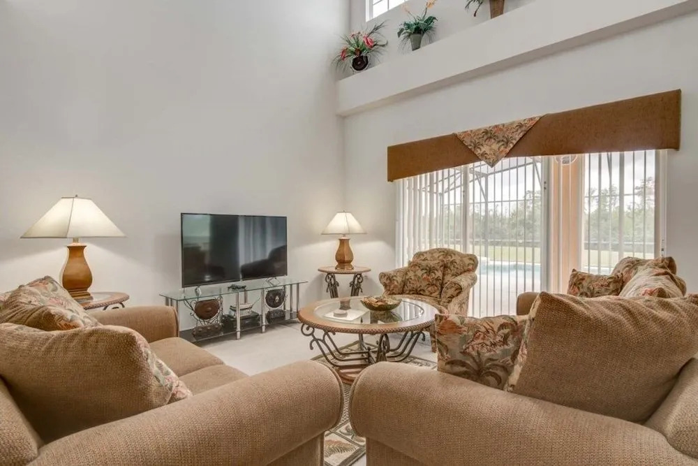 South Facing Pool No Rear Neighbors Game Room! 5 Bedroom Home