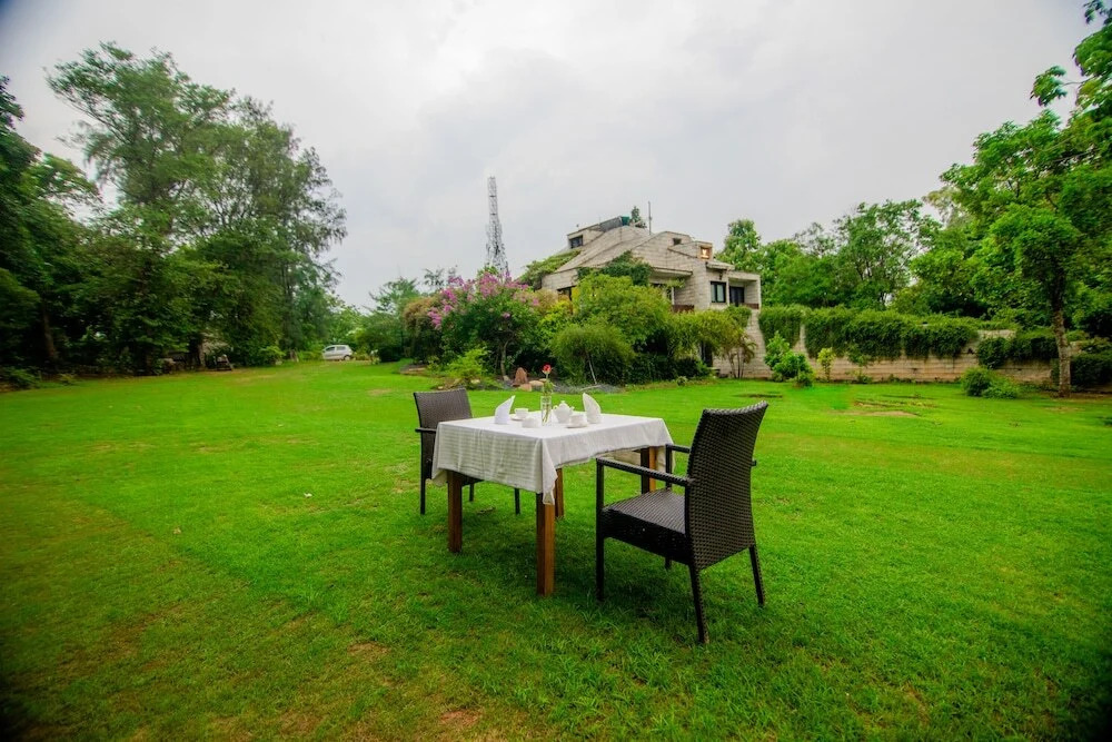V Resorts Delhi Farm Stay
