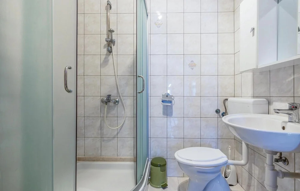 Beautiful Home in Novi Vinodolski With Wifi and 2 Bedrooms