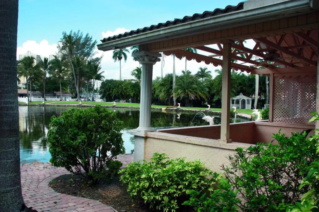 Rock Lake Resort
