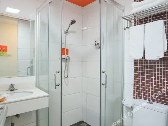 Xiamen Yakelai Boutique Hotel (Zhongshan Road Xiamen University First Affiliated Hospital)