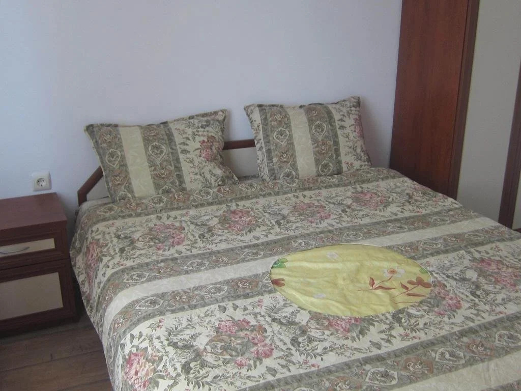 Global Ville Apartcomplex