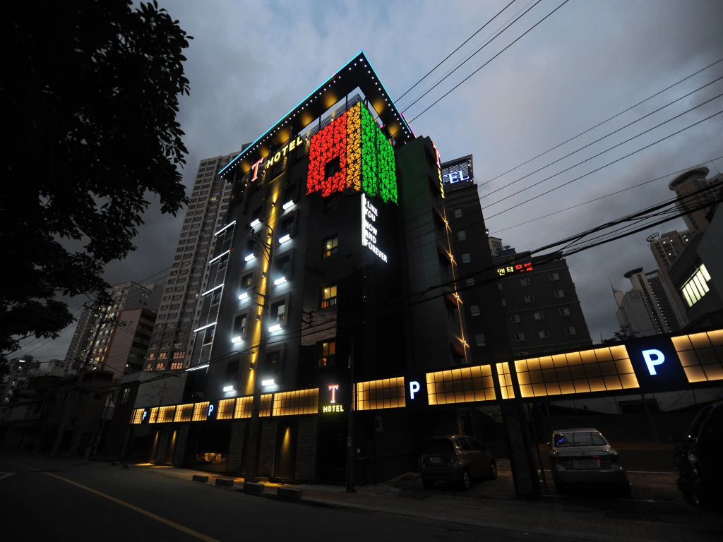 Grandis Hotel Munhyeon