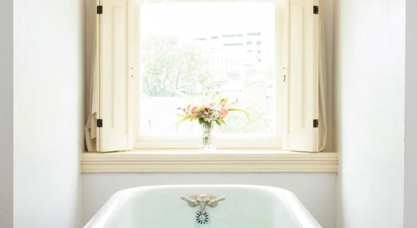 Rachaels Inner Harbor Boutique Inn