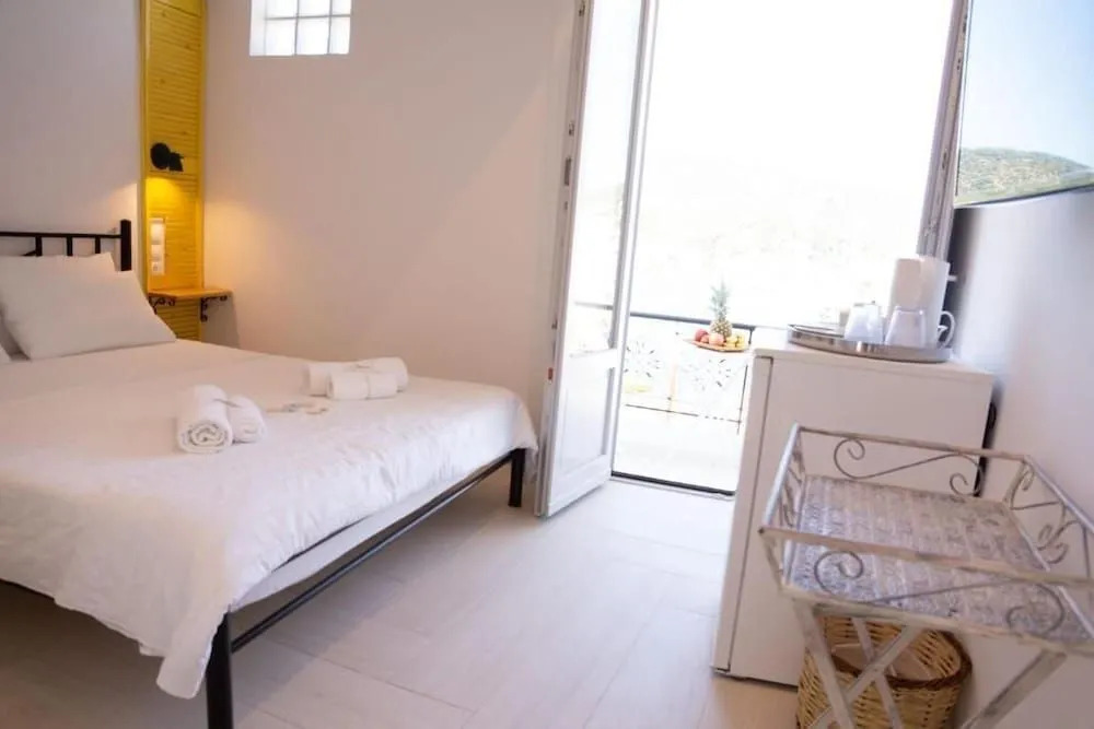 Gigi Rooms