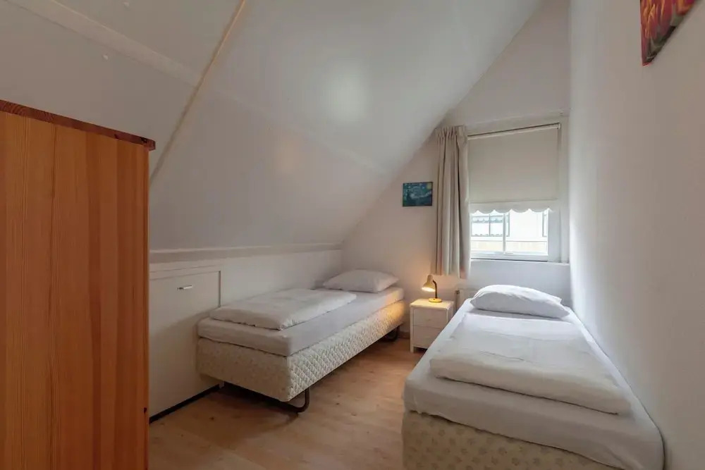 De Buitenplaats 97 villa for 5-people near beach