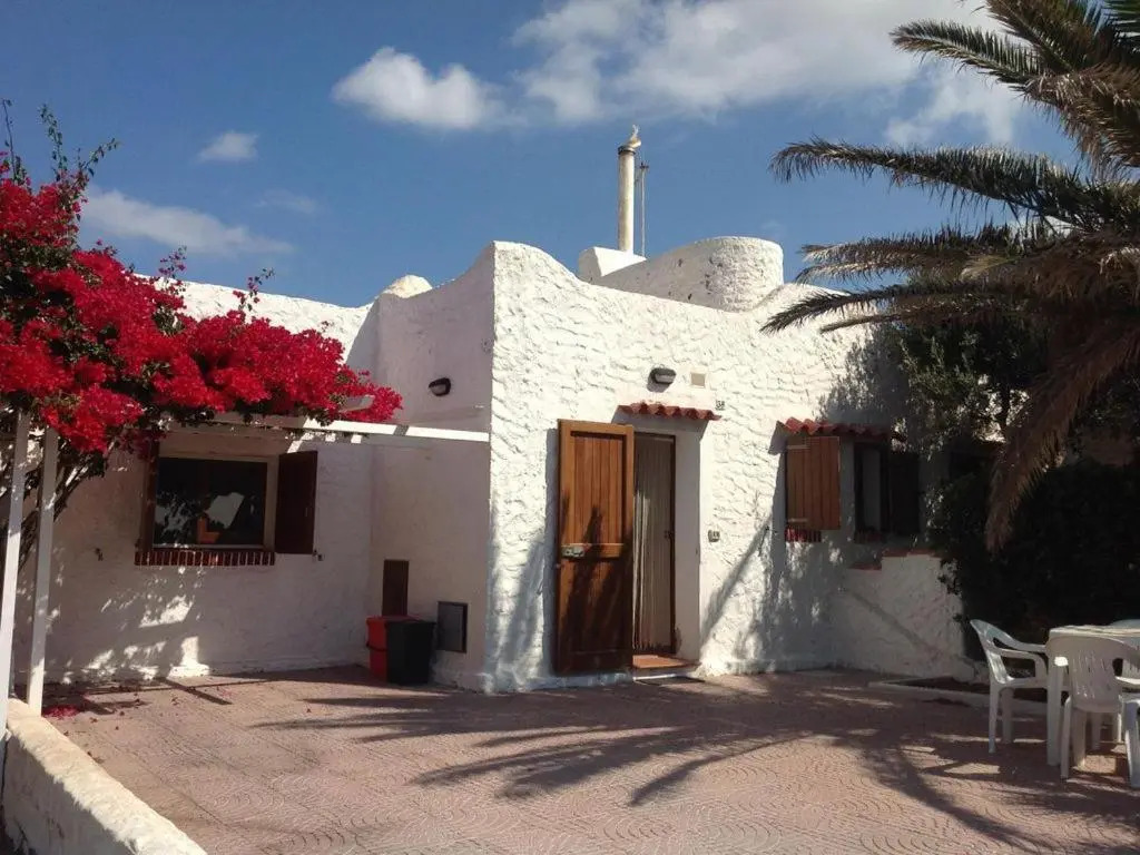 Villaggio polifemo 38 Località Cala Sapone P7167