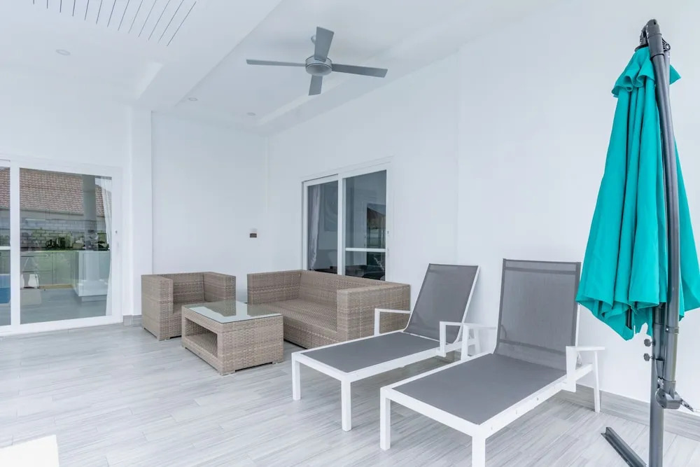 Tropical 3 Bedroom Pool Villa MP75