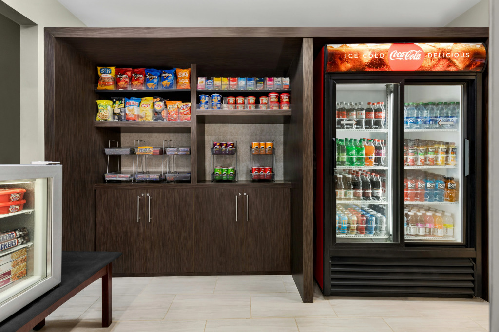 Holiday Inn Express & Suites Philadelphia - Mt Laurel by IHG