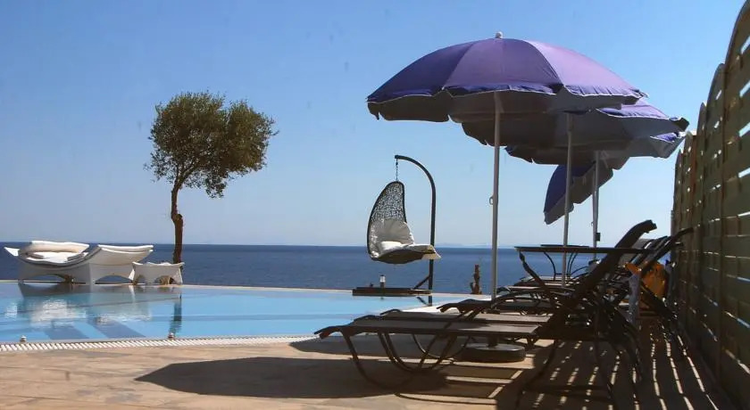 Eroessa Apartments