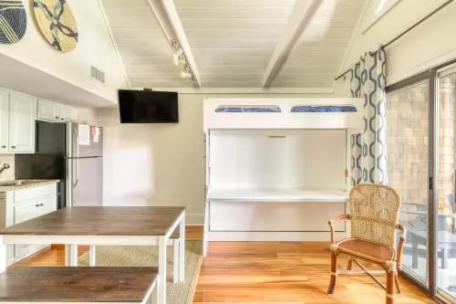 4285 Mariner's Watch Villa