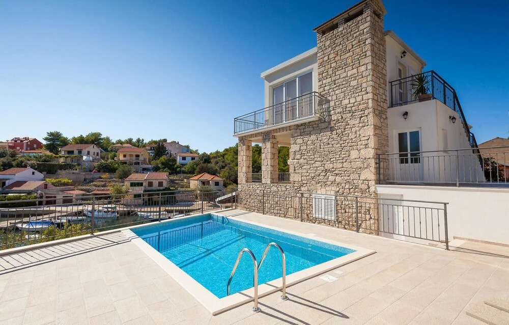Beautiful Home in Vela Luka With Outdoor Swimming Pool, Wifi and 7 Bedrooms