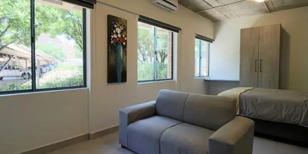 Lakeside Apartments
