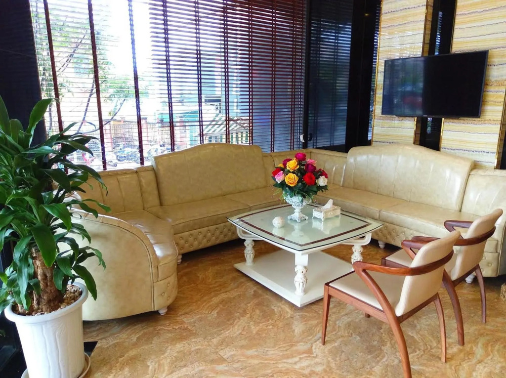 Au Viet Hotel